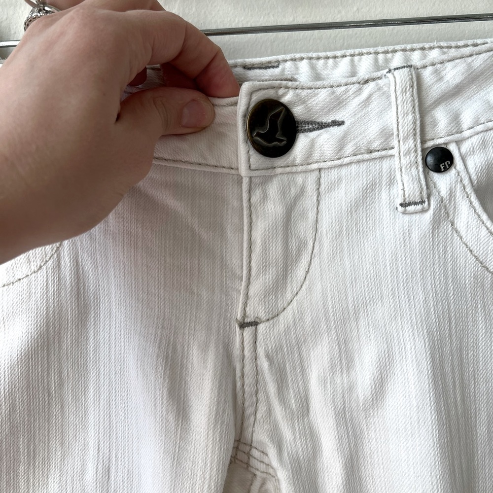 Free People White Skinny Jeans - Picture 3 of 11